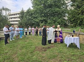 Параклис "Св. Преображение Господне" ще има в двора на болницата в Трявна.

Снимка: Община Трявна