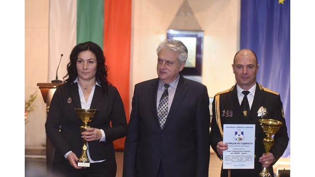 Desislava Viktorova is the police officer of the year for 2021.