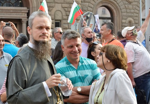 Дионисий с Ренета Инджова на протеста