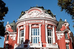 От днес за 30 път Варна става лятна театрална столица
