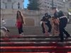 Активисти за правата на жените боядисаха с червена боя "Испанските стъпала" в Рим (Видео)