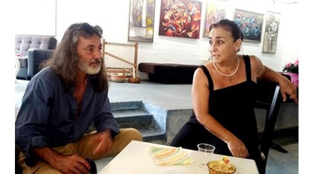 Красимир и Мария Слабакови в галерията си в Лозенец.