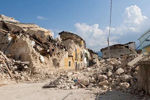Европейският съюз мобилизира спасителни екипи след земетресението в Турция