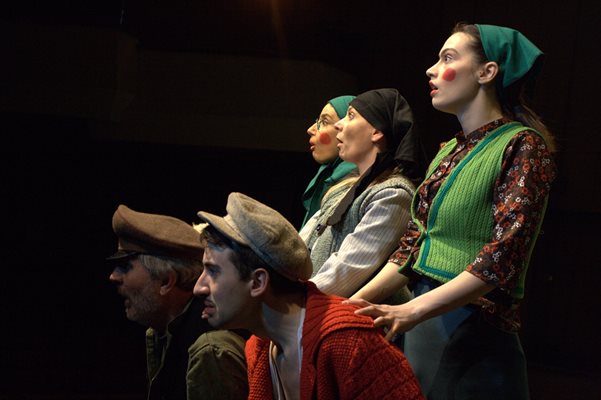 Четири премиерни спектакъла играе трупата на великотърновския театър

Снимка: МДТ "Константин Кисимов"