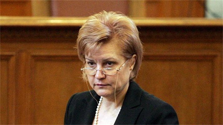 Менда Стоянова за 41-ия парламент: Можеше да работим по-конструктивно