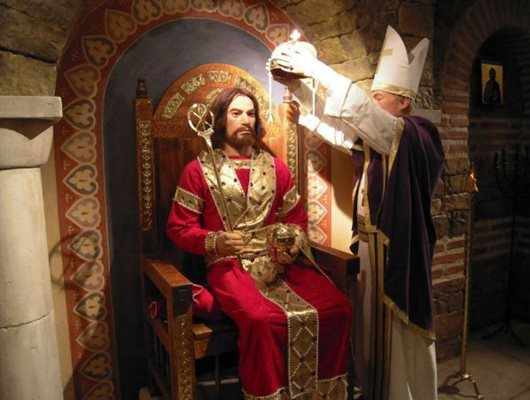 Папският легат коронясва Калоян за крал