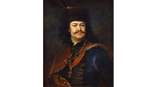 Повечето историци смятат, че Сен Жермен е син на трансилванския княз  Леополд Ракоци. 