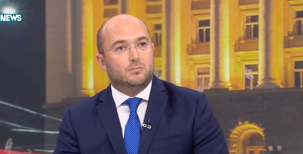 Георги Георгиев: ПП-ДБ трябваше да подкрепят кабинета на Желязков, за да са опозиция