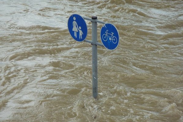 Четиринадесет са вече жертвите на катастрофалните наводнения в италианската област Емилия-Романя. СНИМКА: Pixabay