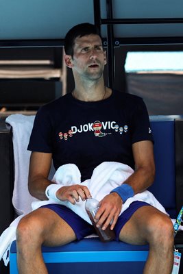 Водачът в ранглистата тренира в Мелбърн, но не знае дали ще играе на Australian Open.

СНИМКА: РОЙТЕРС