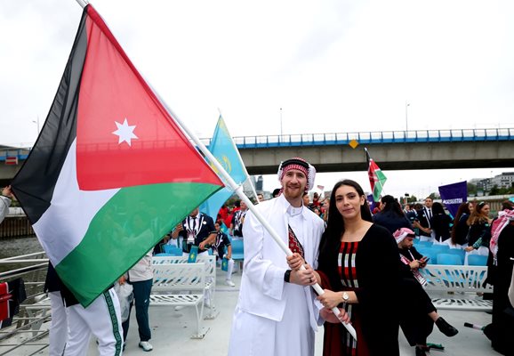 Rama Abo-Alrub and Saleh Elsharabati of Jordan pose for a picture Photo: Reuters