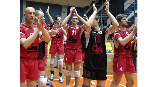 ПОБЕДИТЕЛИ: "Златният отбор" на ЦСКА от 2008 г.