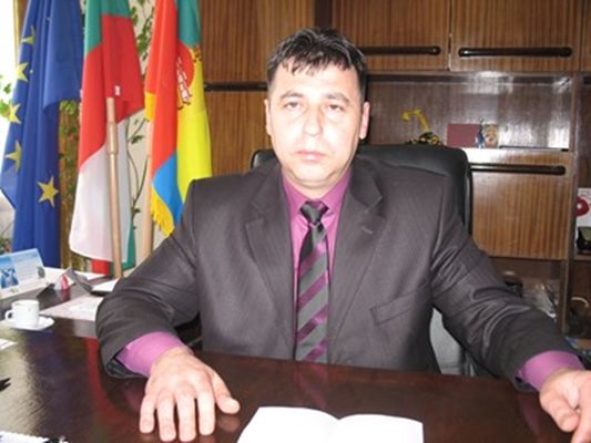 Станислав Николов - кмет на Трън. Снимка Архив