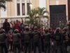 Хеликоптер атакува съд и МВР в Каракас. Мадуро: Опитват преврат (Обзор)