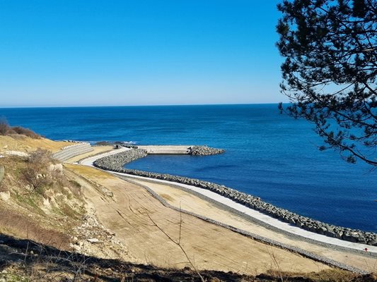 Край Царево бе открит боеприпас