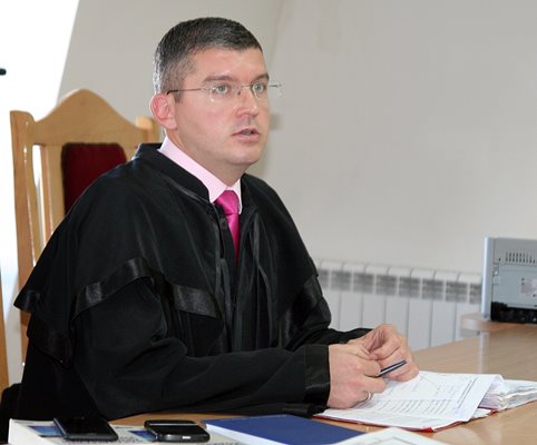 Сегашният председател на Районния съд в Пловдив Иван Калибацев