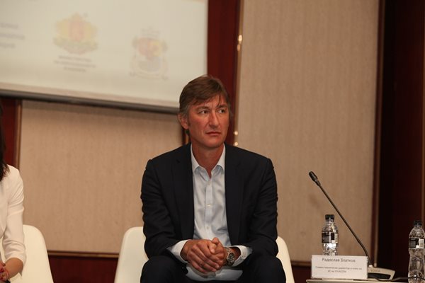 Главният технически директор и член на УС на VIVACOM Радослав Златков