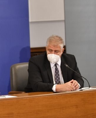 Готовност за съдействие заяви и шефът на “Пирогов” проф. Асен Балтов.  