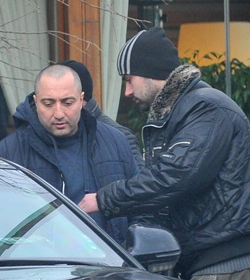 Димитър Желязков - Митьо Очите е подсъдим заедно с Подмола по дело за грабеж