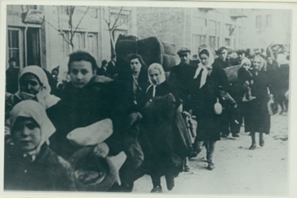 Изселване на евреи от Скопие през март 1943 г.