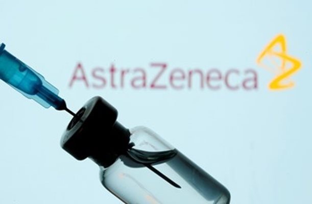 Европейската агенция за лекарствата (ЕМА) опроверга съобщенията, че е установила причинно-следствена връзка между ваксината на Университета в Оксфорд/AstraZeneca и образуването на кръвни съсиреци.