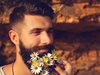 Мъже украсяват брадите си с цветя: Пролет, здравей! (галерия)