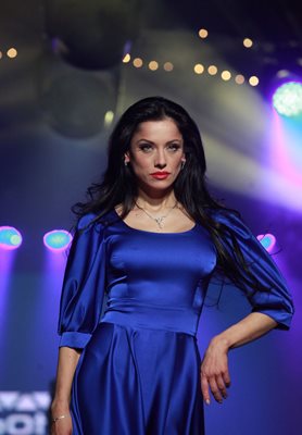 "Мис България 2005" Роси Иванова бе сред манекенките на подиума