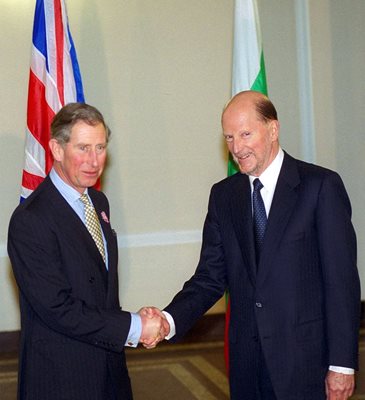 През март 2003 г. британският престолонаследник принц Чарлз гостува в България по покана на царя, тогава премиер, и на президента Георги Първанов.