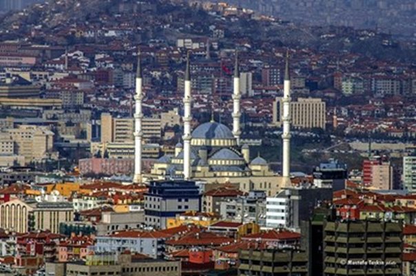 Турция и Гърция ще обсъдят подобряване на отношенията си в Анкара утре