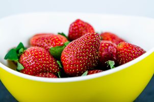 Скъпо ли ще ни струват ягодите тази година?