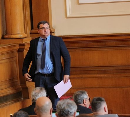Славчо Атанасов в парламента
