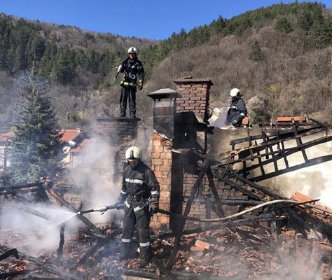 Много пожари тръгват от непочистени комини.