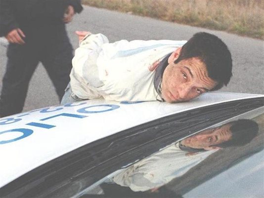 29-годишният Милен Матев твърдял първоначално пред полицаите, че свил рейса, защото бързал.