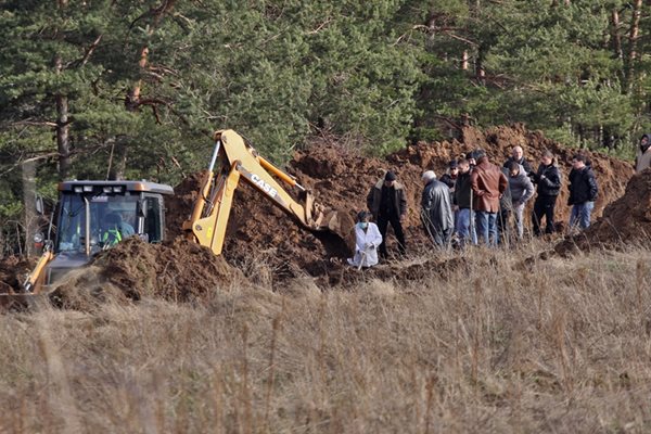 Останките на отвлечените бяха открити край София