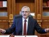 Лидерът на управляващите в Румъния социалдемократи Ливиу Драгня запази поста си