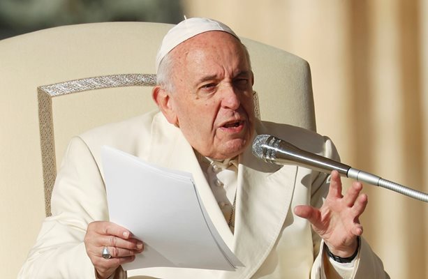 Папата: Светът е изправен пред едно от най-големите предизвикателства към цивилизацията