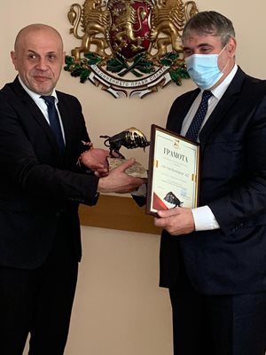 . Наградата бе връчена от вицепремиера Томислав Дончев на Петър Стоилов - Изпълнителен директор на Нестле България.