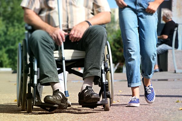 59 хил. българи годишно получават свидетелство за инвалидност