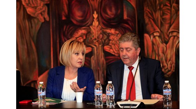 Мая Манолова и Георги Първанов бяха главни участници в дискусията.