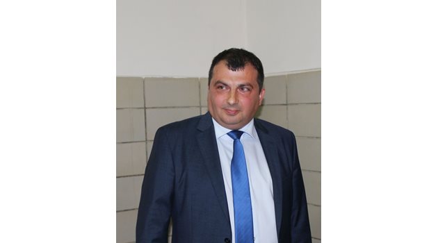 Марин Рачев е избран за кмет на Септември още на първи тур.