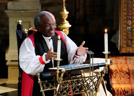 Проповед на епископ Майкъл Кари внесе оживление на церемонията по венчавката на принц Хари и Меган.