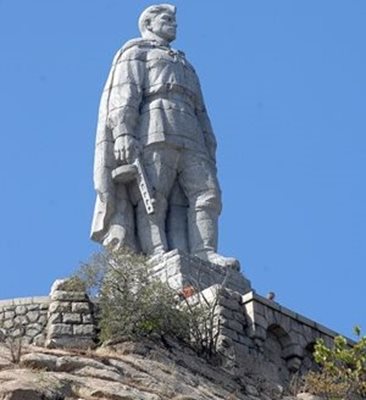Паметникът "Альоша" в Пловдив