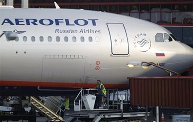 Русия започва да разглобява самолети за части