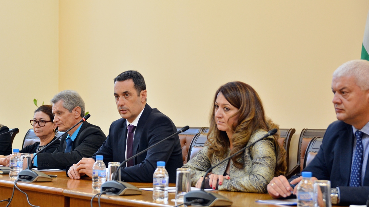 Гвоздейков: Имаме амбиция да променим визията за управление на "Български пощи"