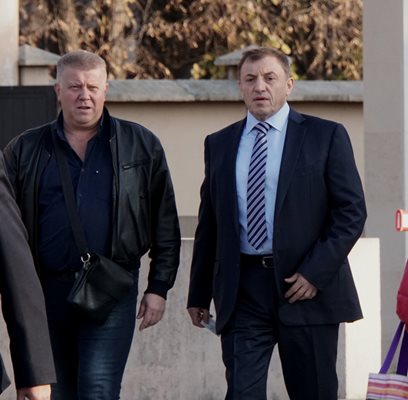 Алексей Петров на влизане в съда СНИМКИ: Десислава Кулелиева