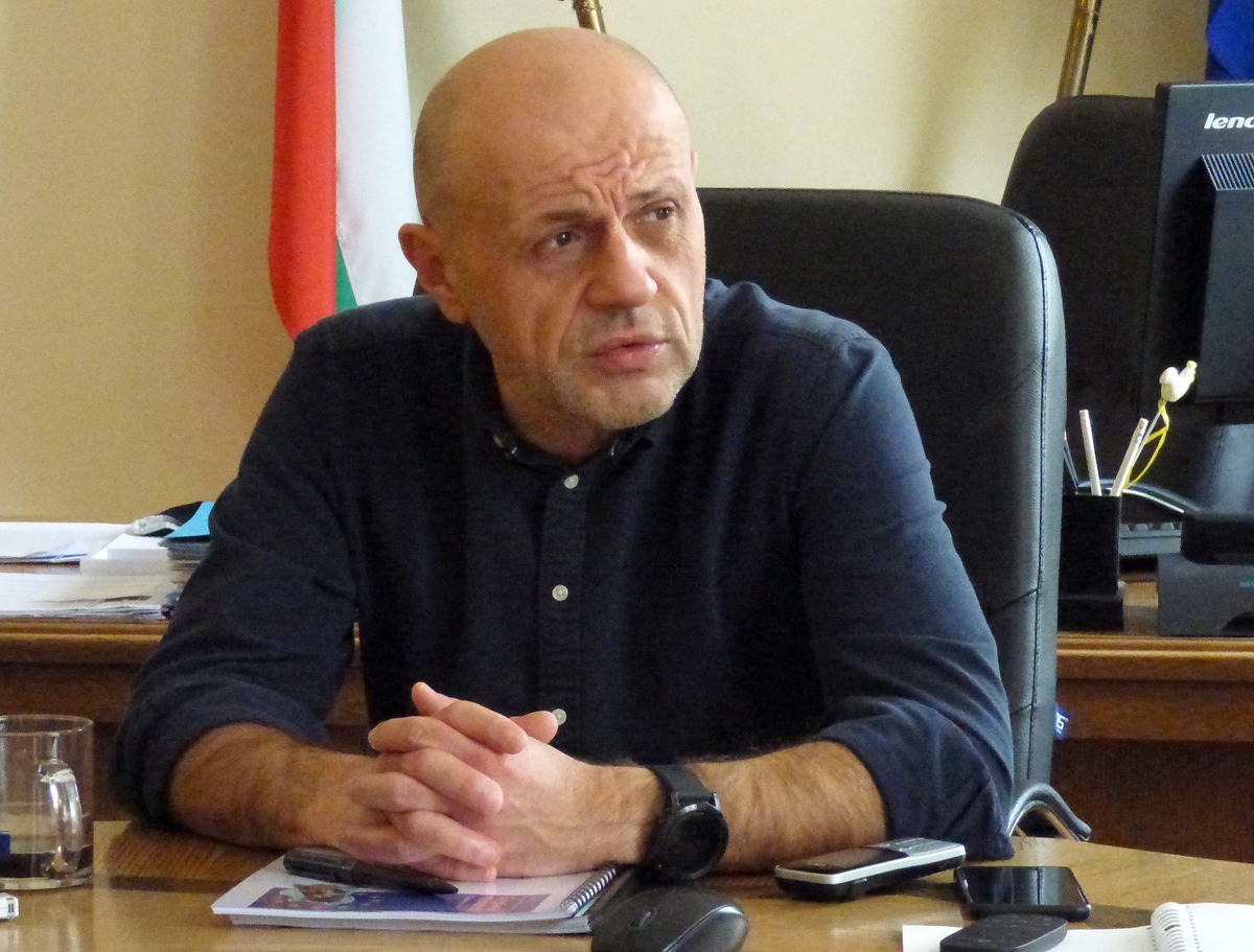 Дончев: ГЕРБ в коалиция "против" няма да участва, Радев не е давал повод за критики