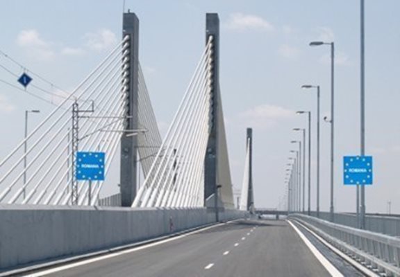 Рекорден трафик отчитат от Дунав мост Видин-Калафат Снимка : Архив