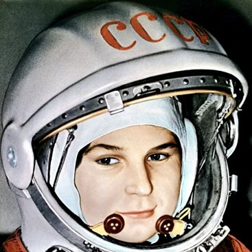 Най-известната снимка на Валентина Терешкова, която стана символ на женския пробив в Космоса. Снимки: АРХИВ 24 ЧАСА