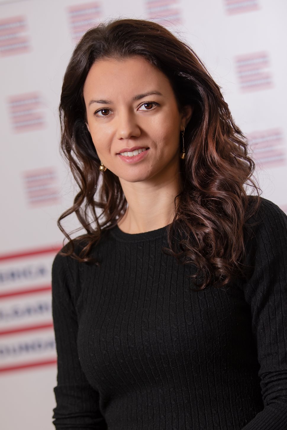 Наталия Митева има бакалавърска степен по международни отношения от Колумбия колидж и магистърска степен по публични политики от Мерилендския университет в САЩ. Участвала в няколко проекта на Програма на ООН за развитие в България.
