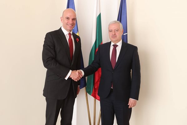 Иван Кондов и Натаниъл Копси КАДЪР: Фейсбук/Ministry of Foreign Affairs of the Republic of Bulgaria